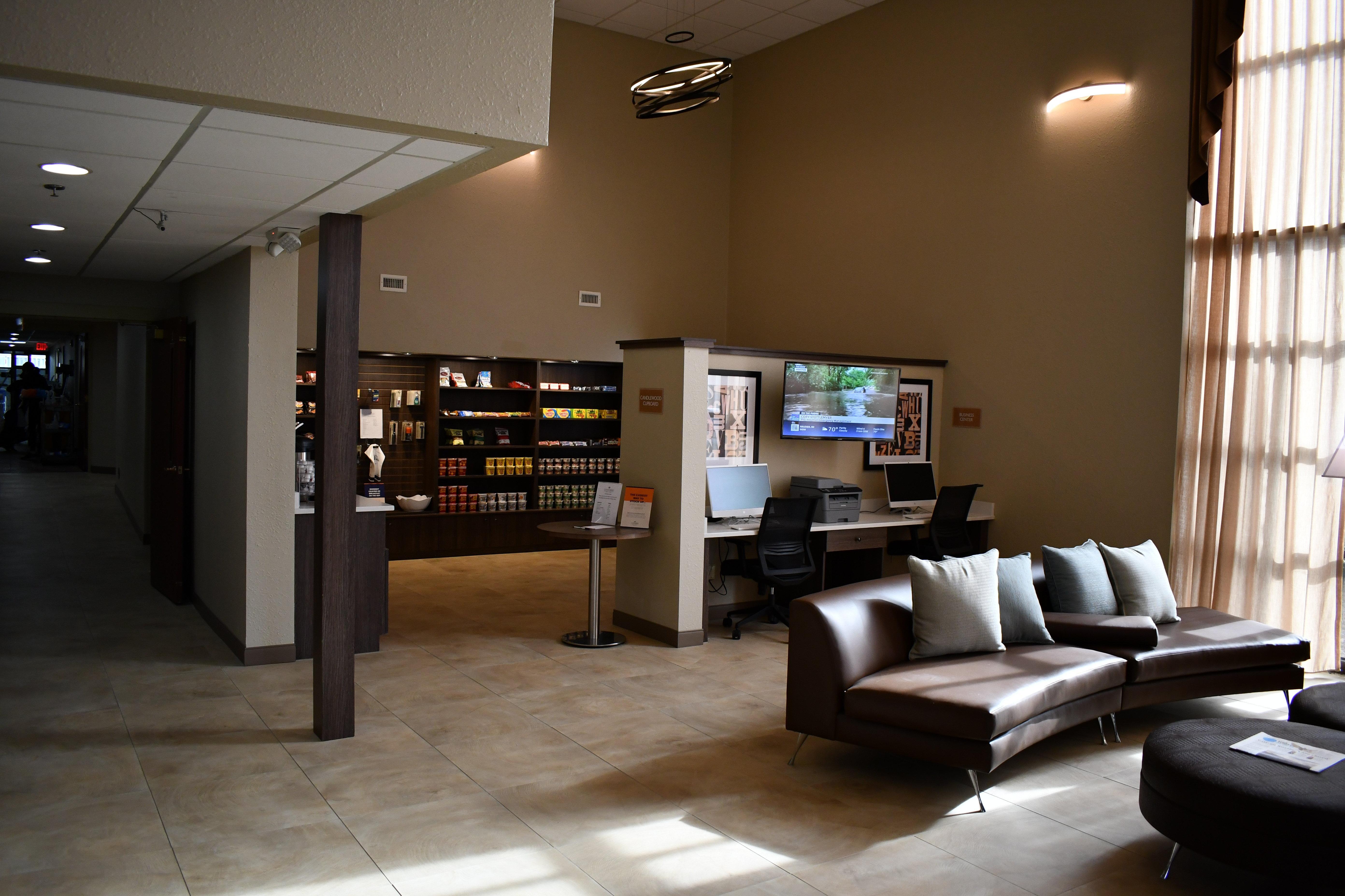 Candlewood Suites Grand Rapids Airport By Ihg Cascade Exterior foto