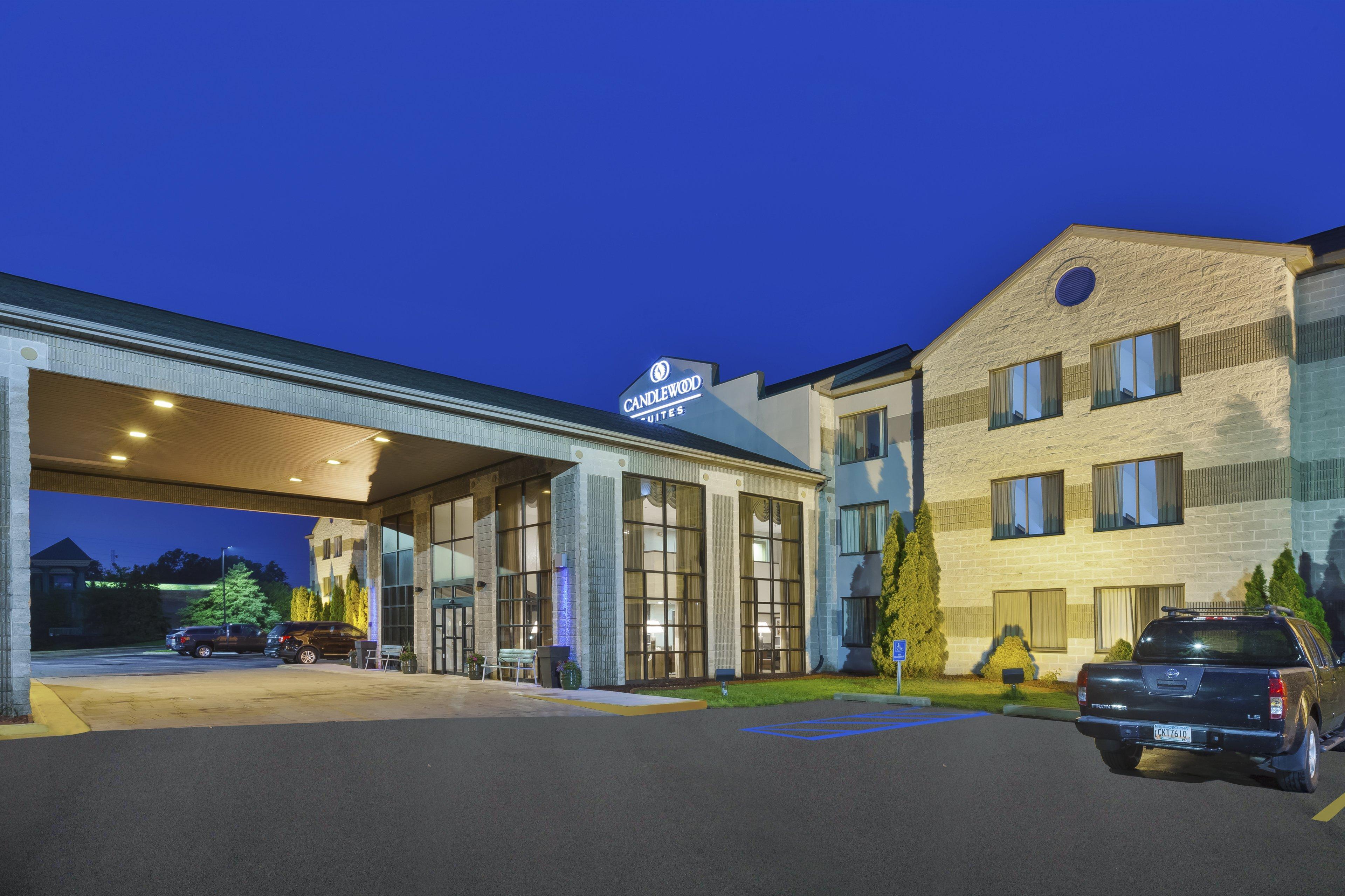 Candlewood Suites Grand Rapids Airport By Ihg Cascade Exterior foto