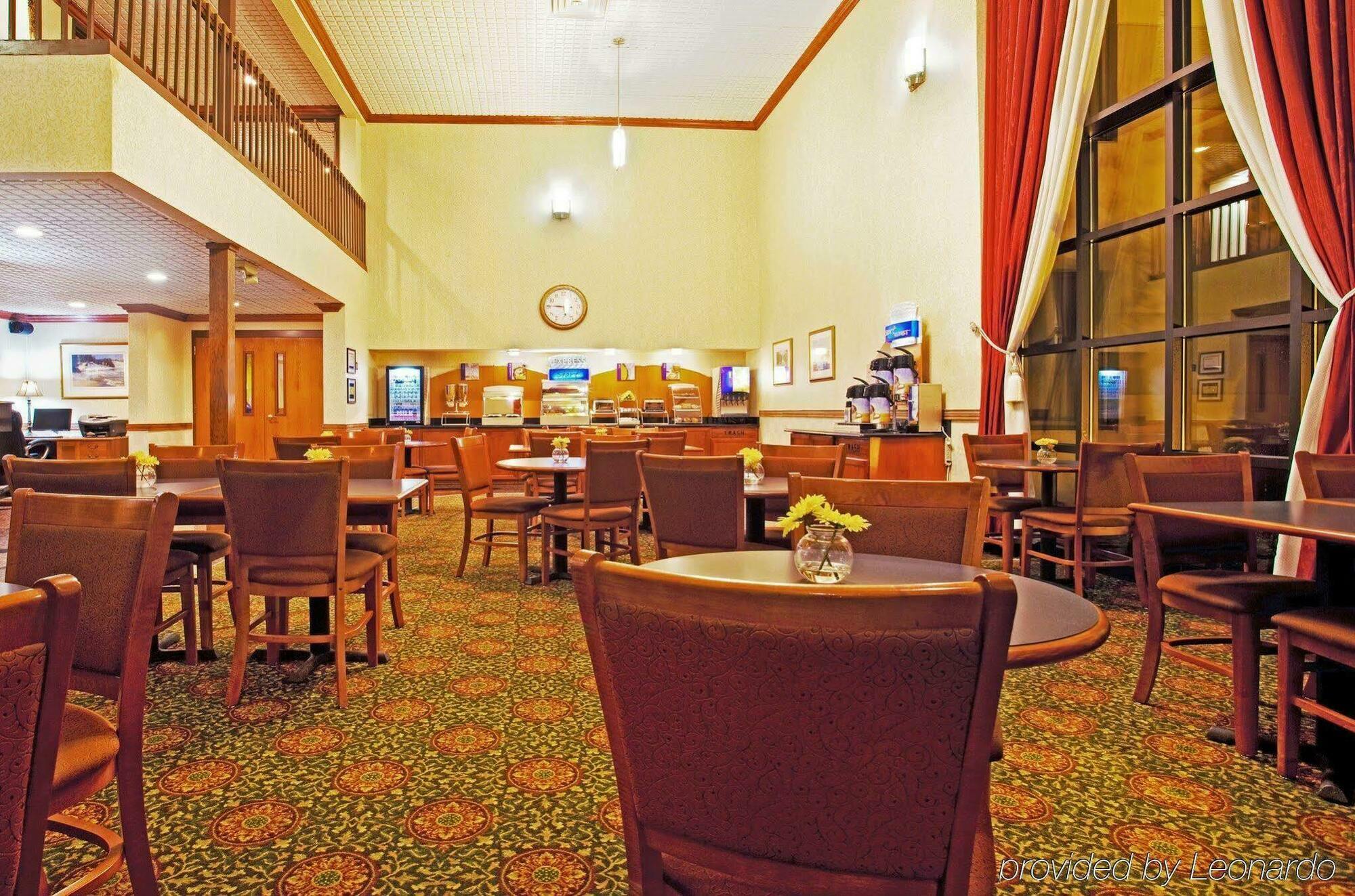 Candlewood Suites Grand Rapids Airport By Ihg Cascade Exterior foto